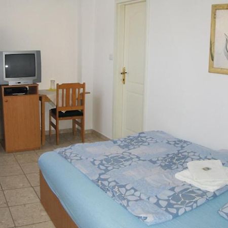 Nadix Panzio Bed and Breakfast Debrecen Værelse billede
