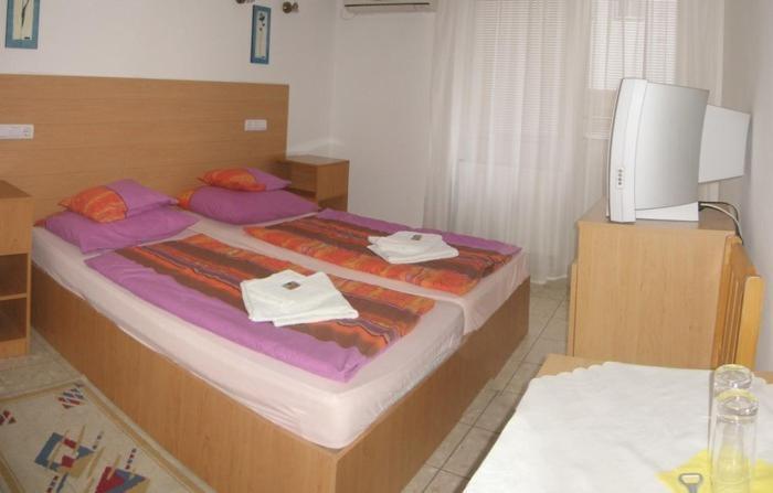 Nadix Panzio Bed and Breakfast Debrecen Værelse billede